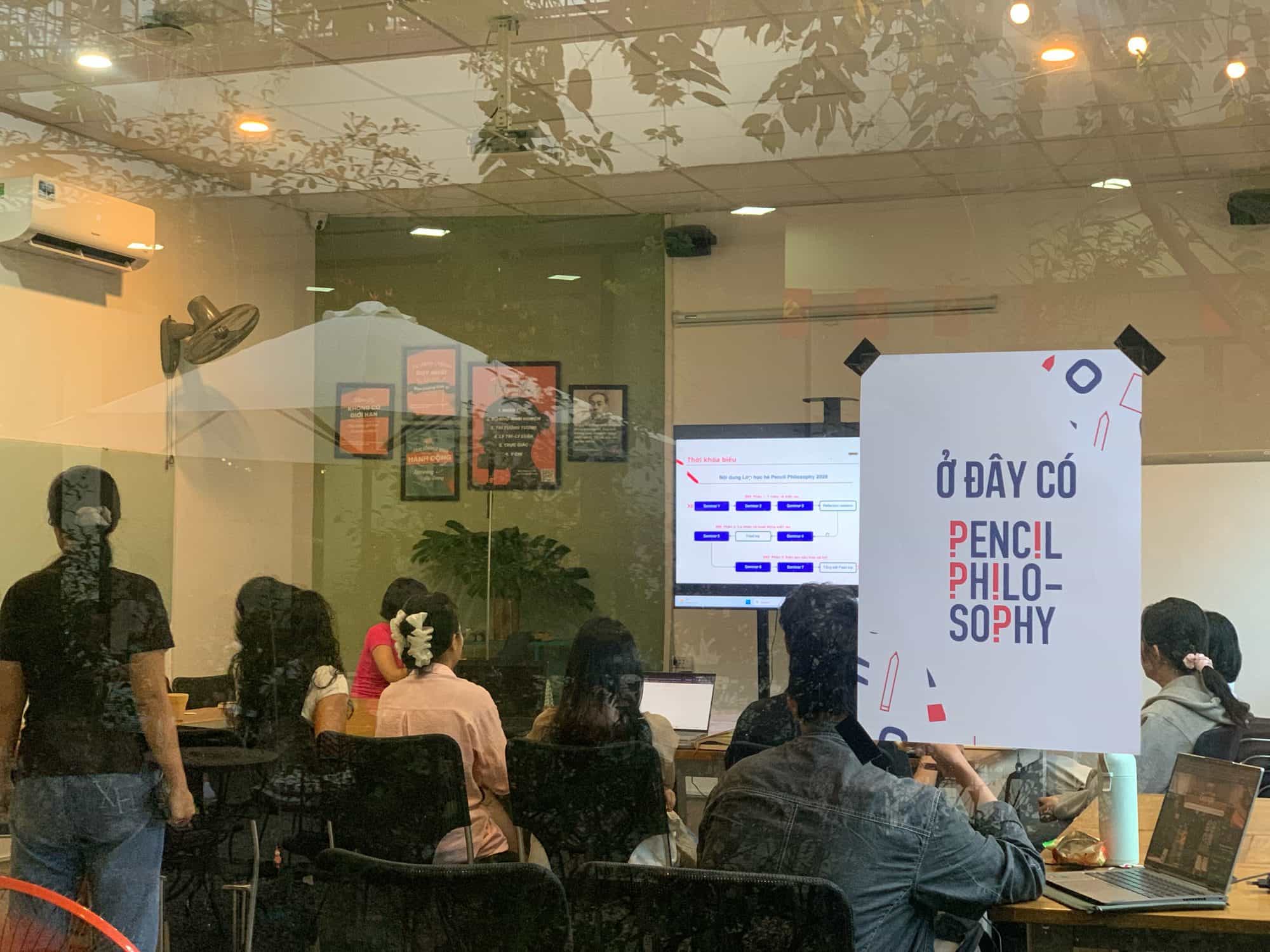 Ở đây có Pencil Philosophy